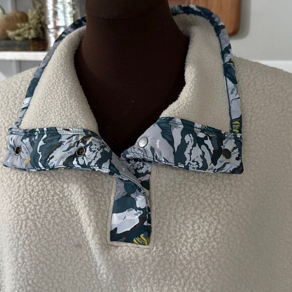 The North Face Womens LIBERTY of London CRAGMONT quarter SNAP FLEECE Bleached Sa - Picture 2 of 9